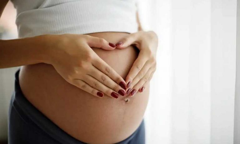 مخاطر الحمل بعد عملية شد البطن